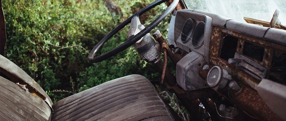 very old rusty car